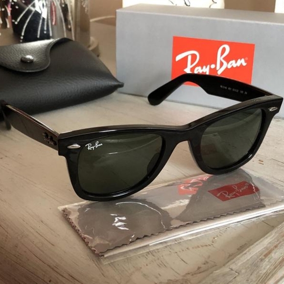 LIKE NEW Ray Ban Wayfarer Black RB2140 Men /Women Sunglasses - Picture 2 of 16